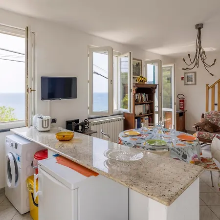 Apartament Sweet Helen With Sea View *
