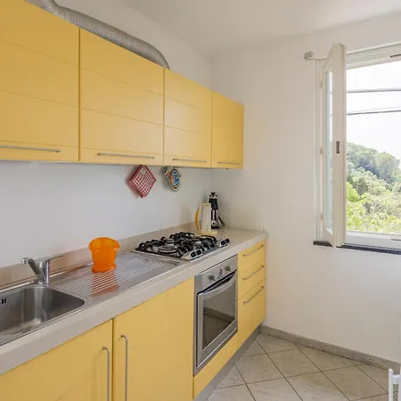 Sweet Helen With Sea View Apartament *